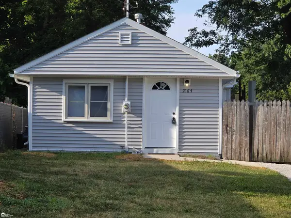 2164 E Whittemore, Burton, MI 48529