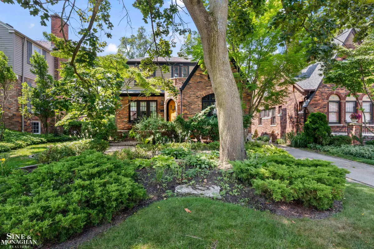 245 Ridgemont, Grosse Pointe Farms, MI 48236 - #1