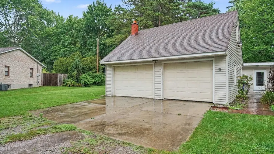 4810 Brockway, Saginaw, MI 48638 - #3