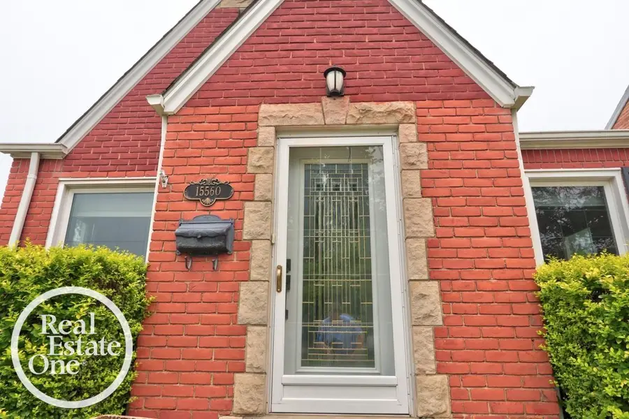 15560 Mclain, Allen Park, MI 48101 - #2