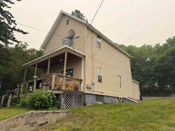 513 W Houghton, Houghton, MI 49931