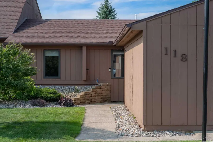 118 Darley, Auburn, MI 48611 - #2