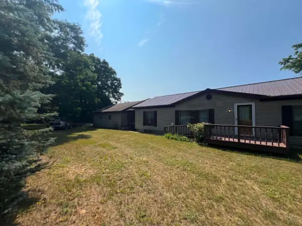 820 Old County Farm, Harrison, MI 48625