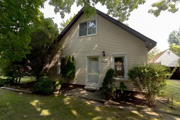 7641 Lindrath, Washington, MI 48094