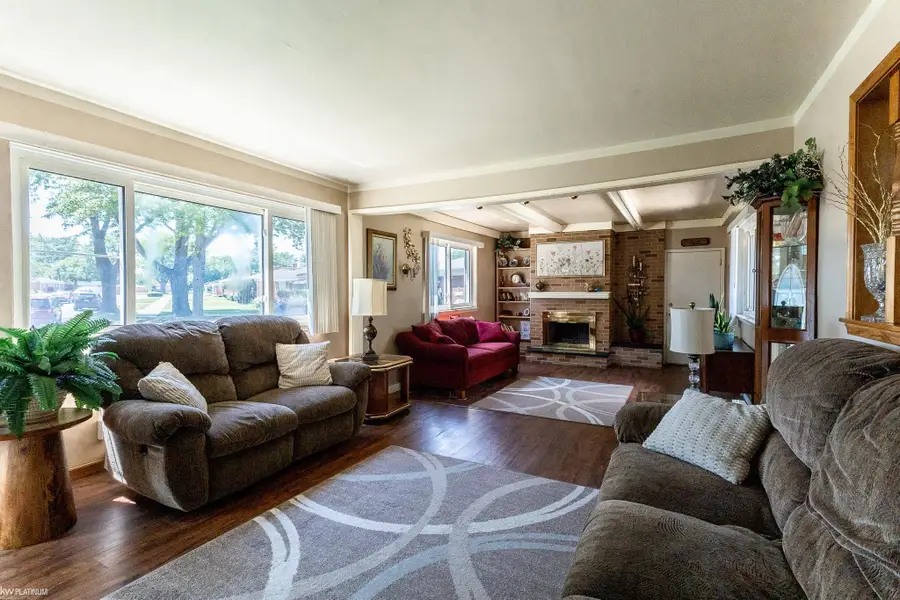 25862 Gunston, Warren, MI 48089 - #2