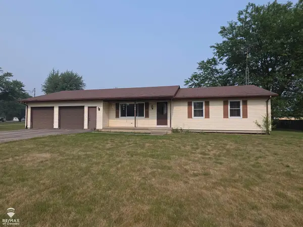 142 Stanley, Corunna, MI 48817