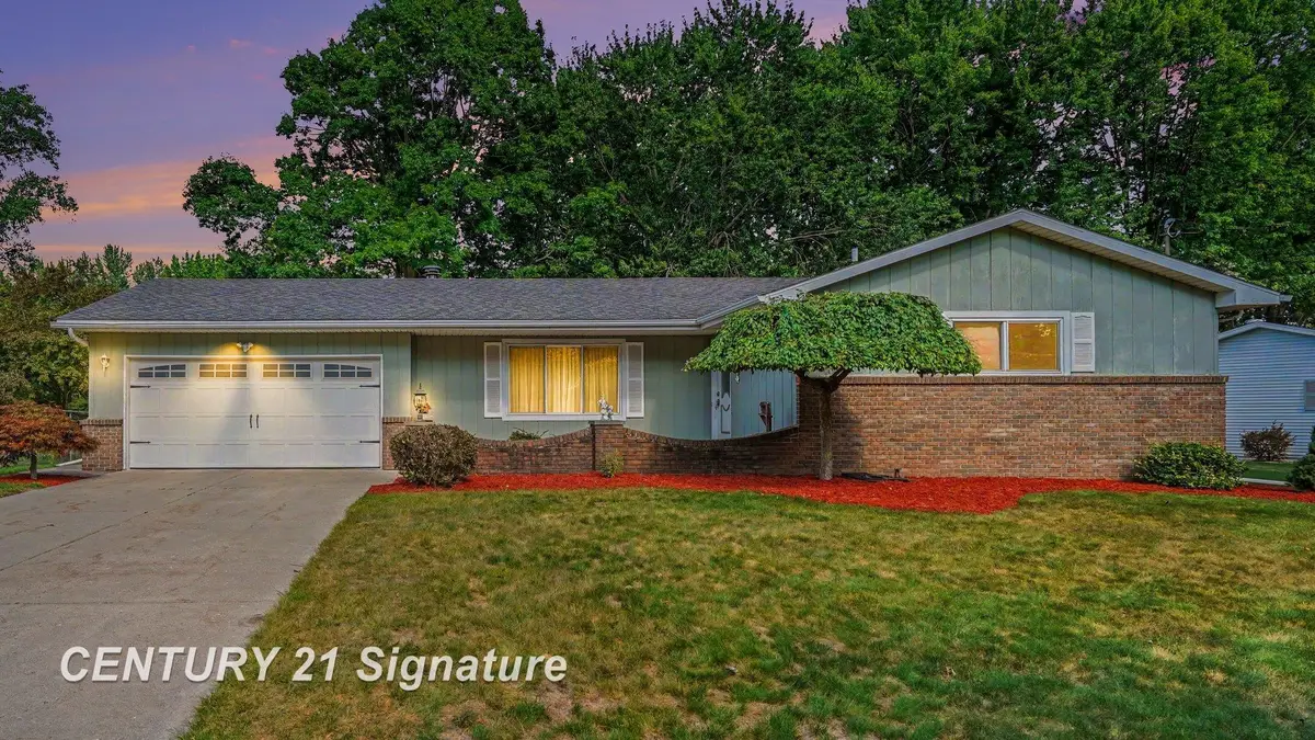 1105 Saint Andrews, Saginaw, MI 48638 - #1