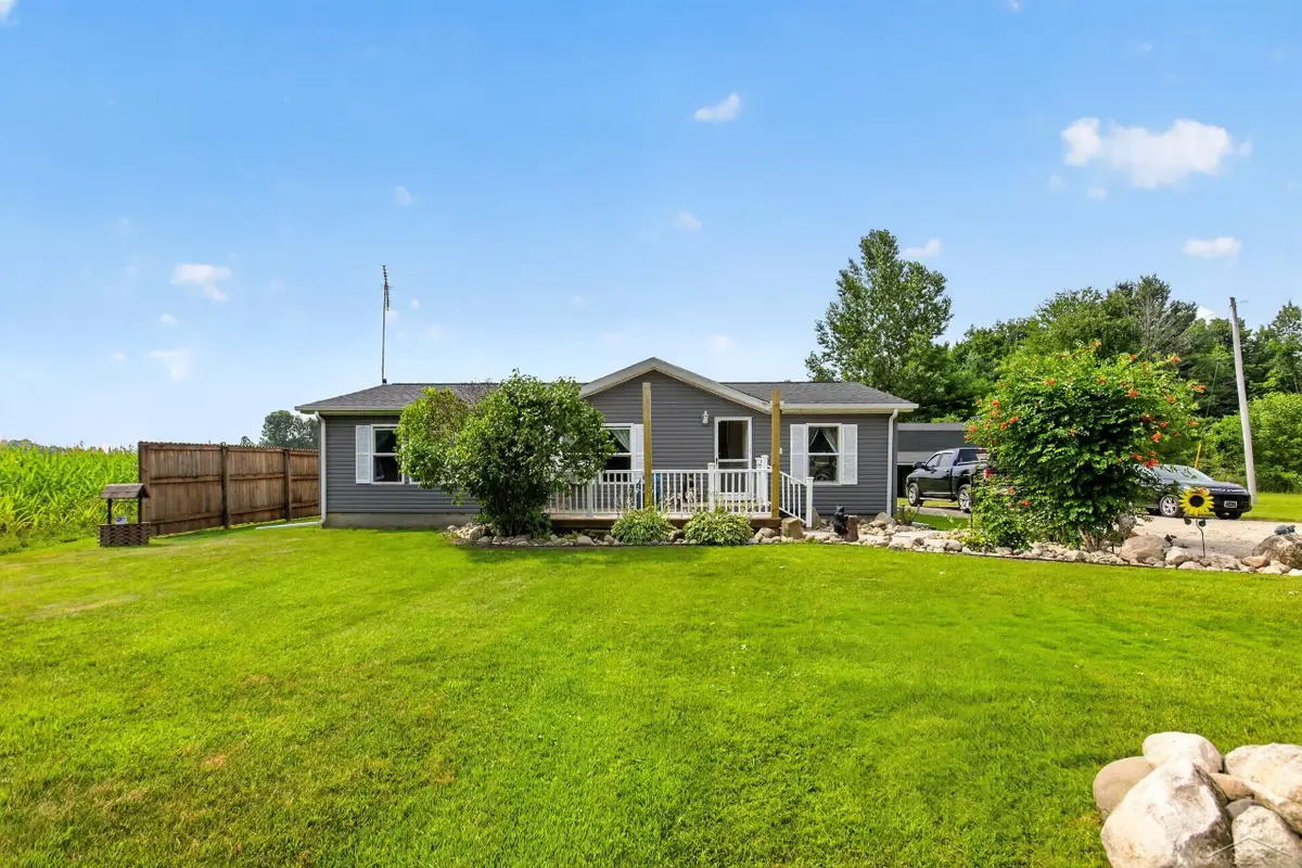 2725 Sugar River, Gladwin, MI 48624 - #1