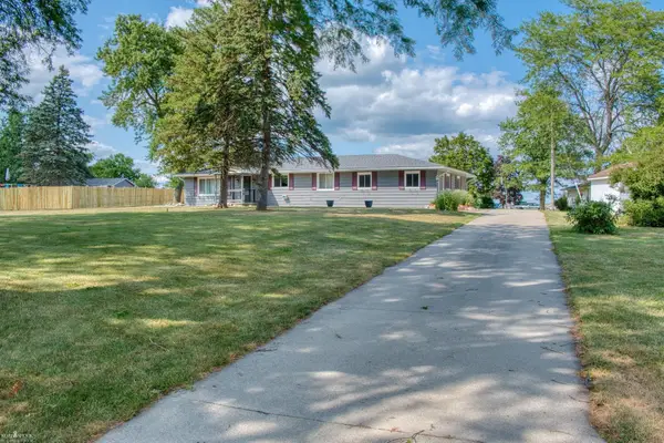 6121 E M 71, Corunna, MI 48817