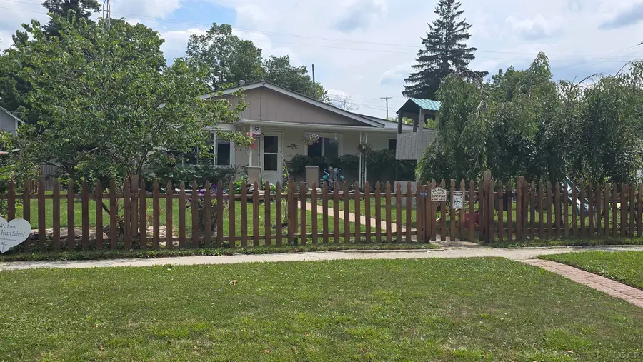 607 Oak, Hudson, MI 49247 - #2