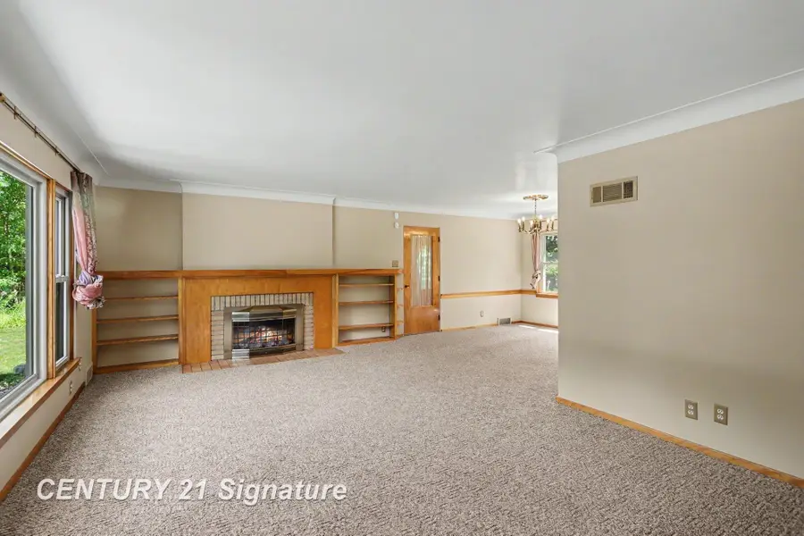 3572 Meadowood, Bay City, MI 48706 - #3