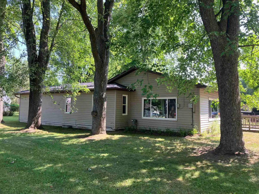 409 W Knox, Beaverton, MI 48612 - #3