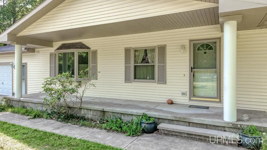 9 Weston, Gladstone, MI 49837 - #2