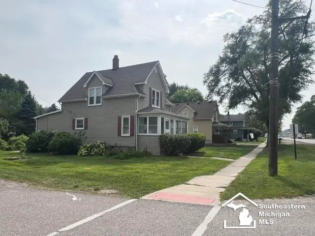 611 Monroe, Carleton, MI 48117 - #2