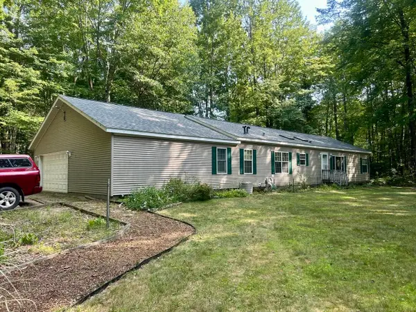 866 Lakeshore, Gladwin, MI 48624