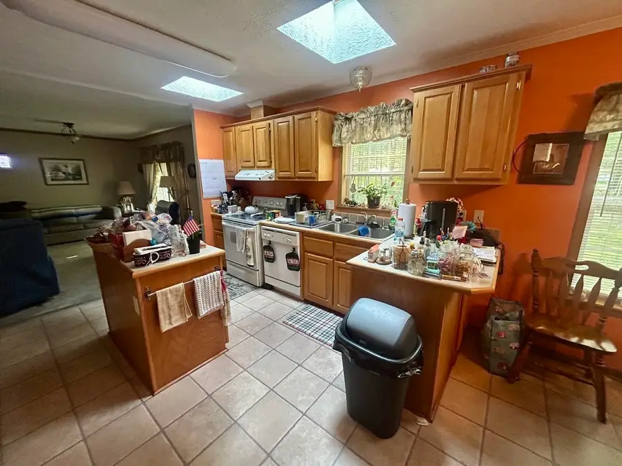 866 Lakeshore, Gladwin, MI 48624 - #2