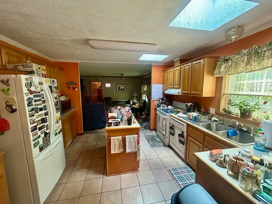 866 Lakeshore, Gladwin, MI 48624 - #3