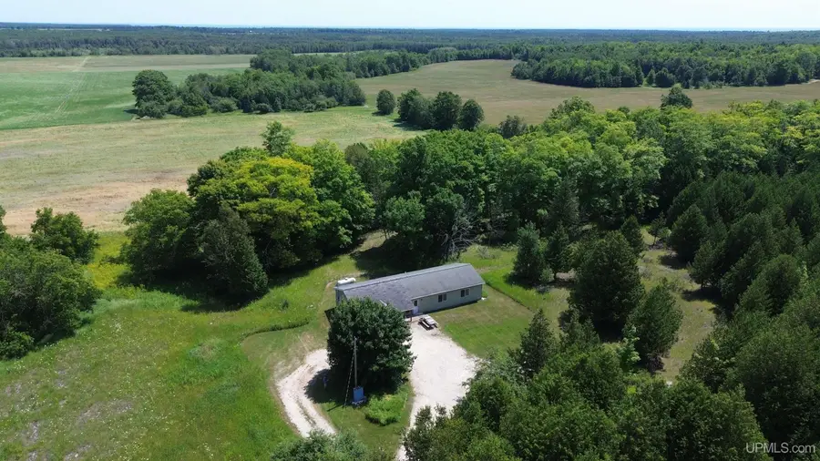 5580 Ll, Garden, MI 49835 - #2