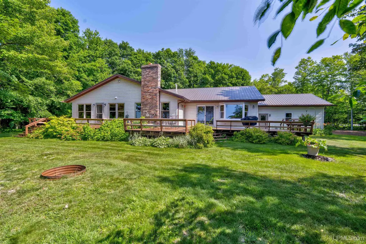 291 N Bolitho, Manistique, MI 49854 - #1