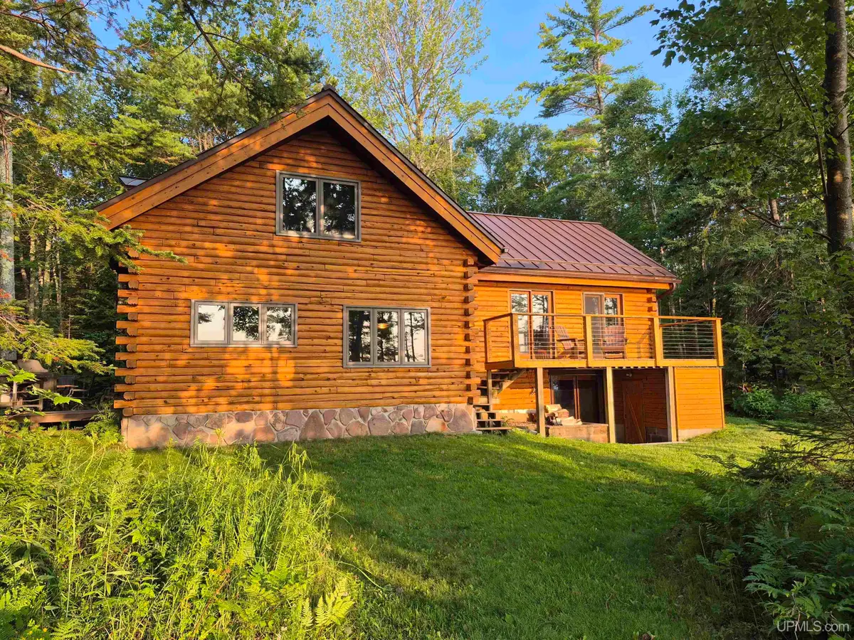 280 Shot Point, Marquette, MI 49855 - #1