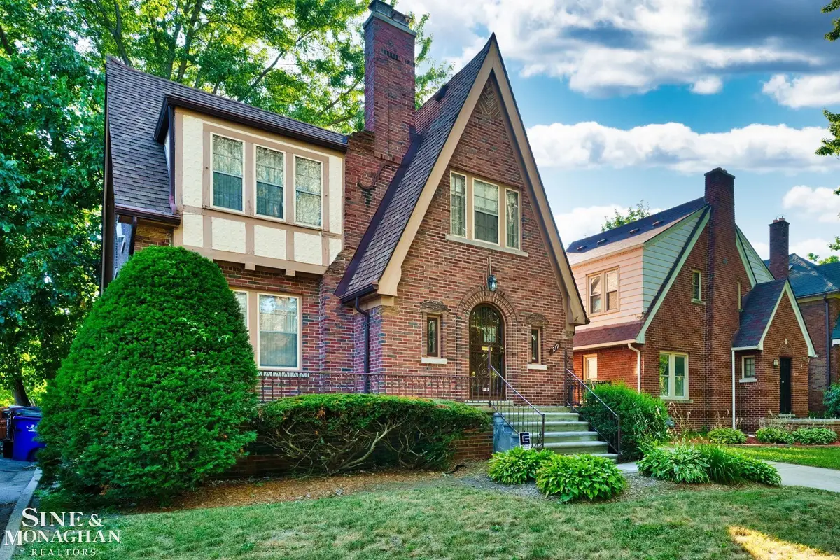 219 Lakewood, Detroit, MI 48215 - #1