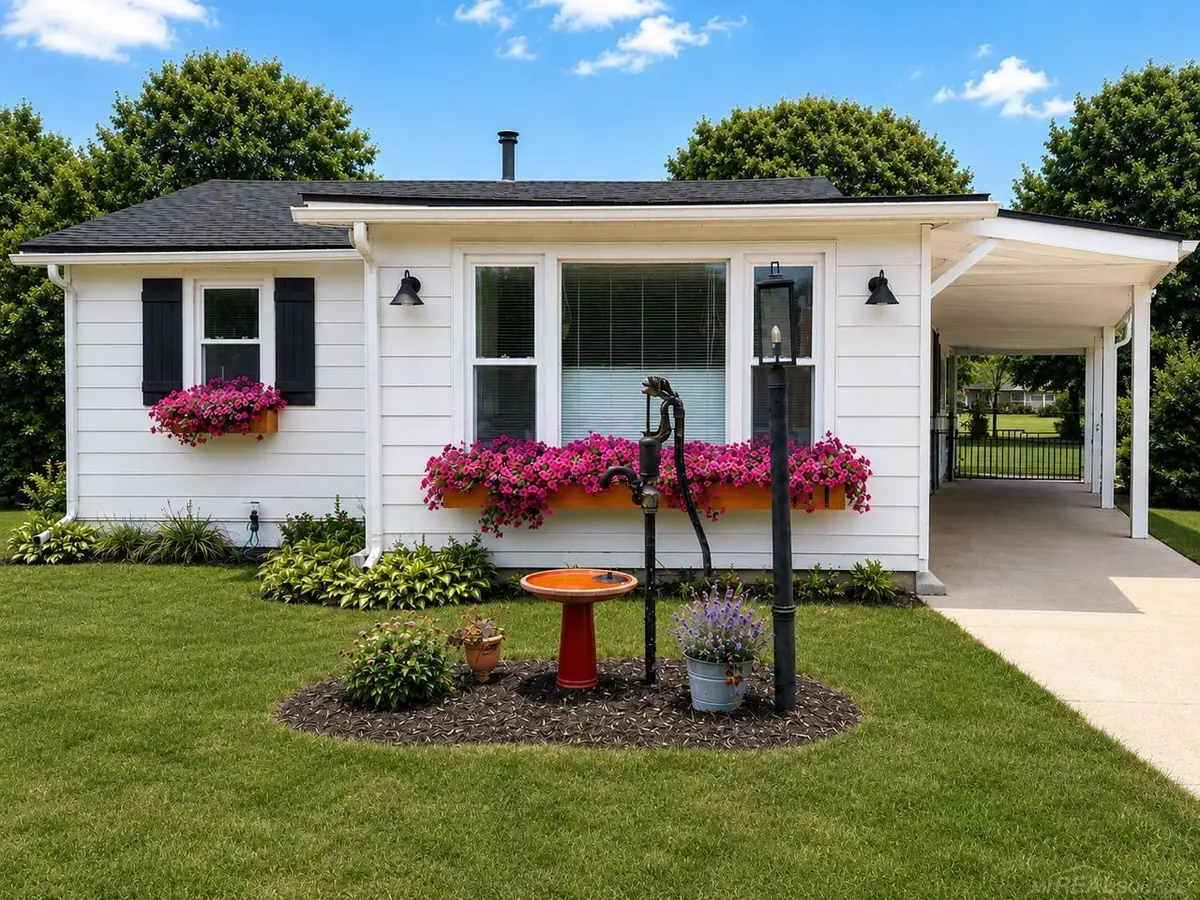 111 Oak Street, Brooklyn, MI 49230 - #1