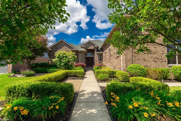 27153 Alderman, Harrison Twp, MI 48045