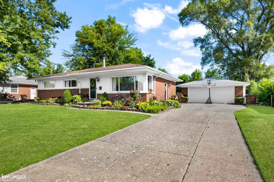 8337 Timberline, Utica, MI 48316 - #2