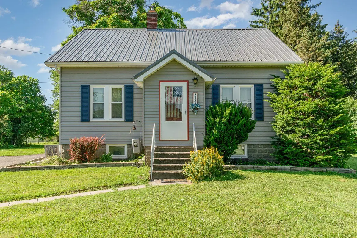 3685 Shattuck, Saginaw, MI 48603 - #1