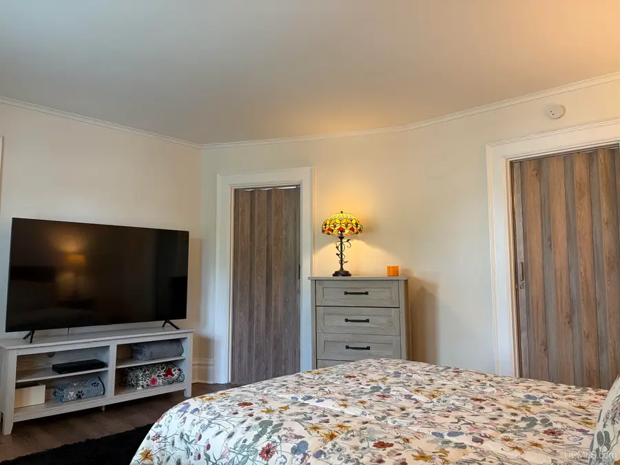 616 S 11th, Escanaba, MI 49829 - #3