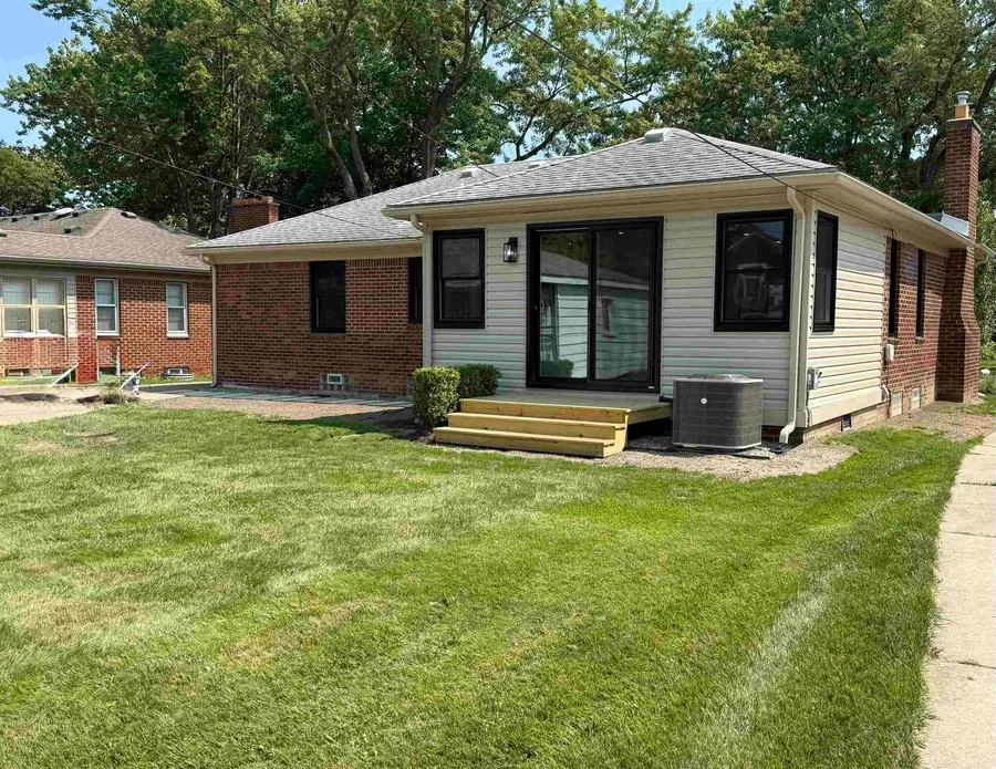13128 Talbot, Huntington Woods, MI 48070 - #2