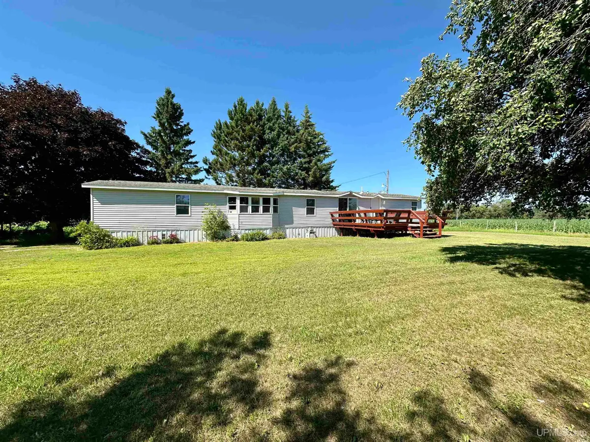 7860 County 426 M.5, Escanaba, MI 49837 - #1