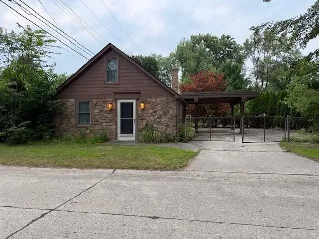 21103 Ontaga, Farmington Hills, MI 48336 - #2