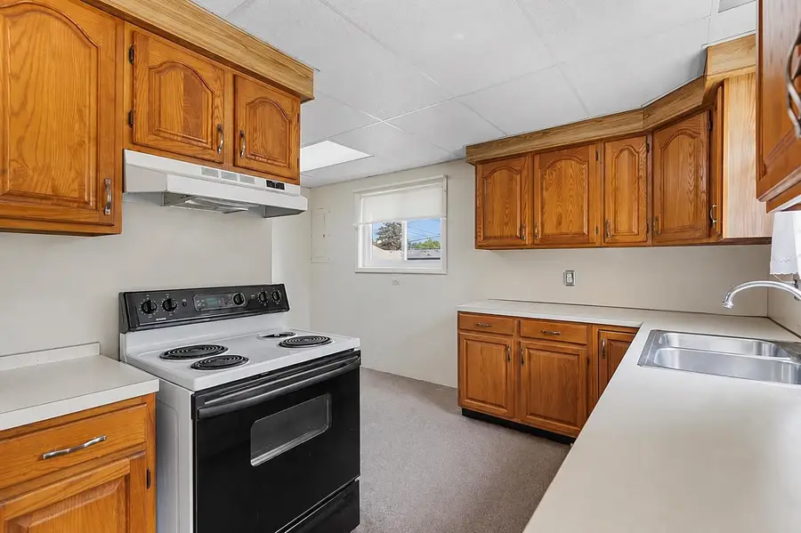 23814 Thomas, Warren, MI 48091 - #3