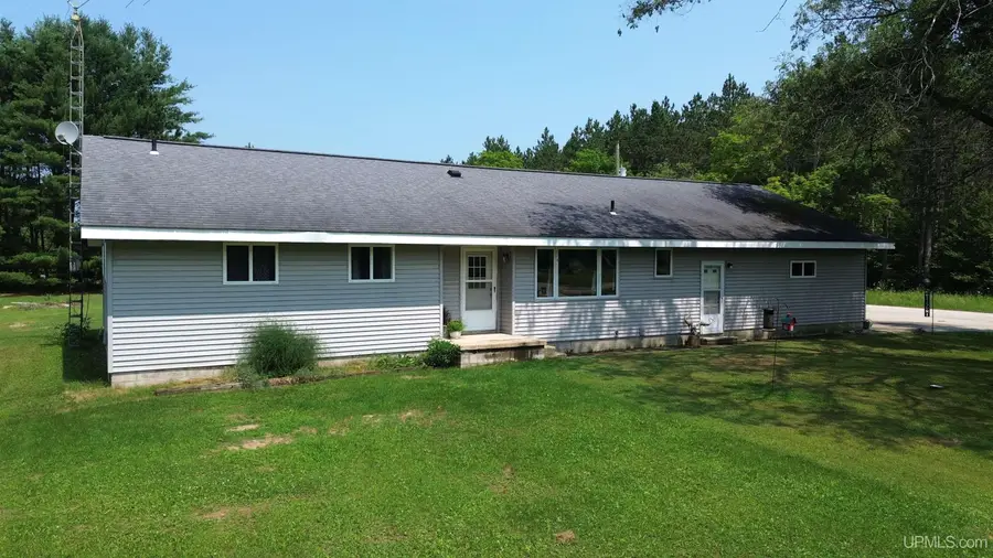 4815 Southside, Manistique, MI 49854 - #2