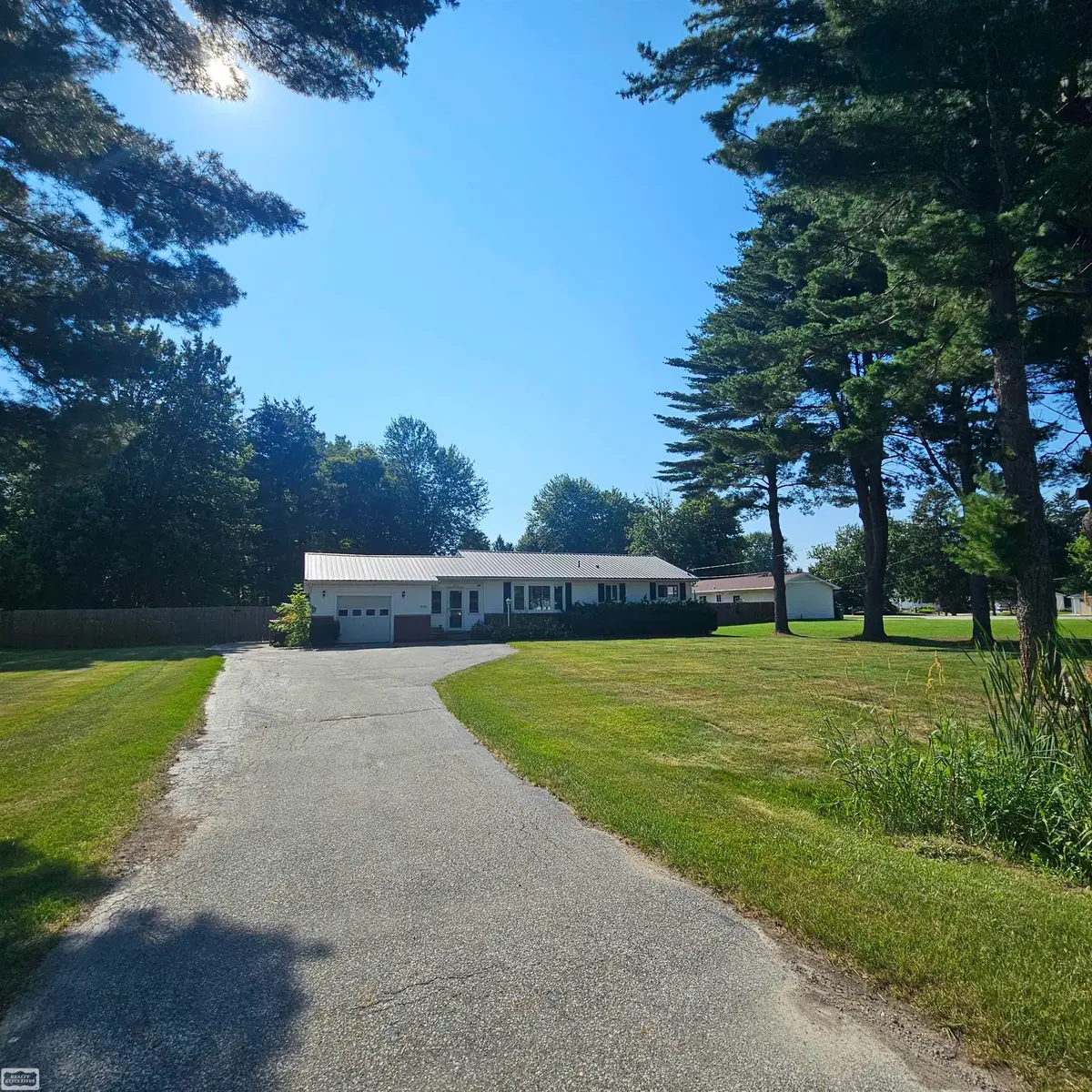 3177 Beach, Port Huron, MI 48060 - #1