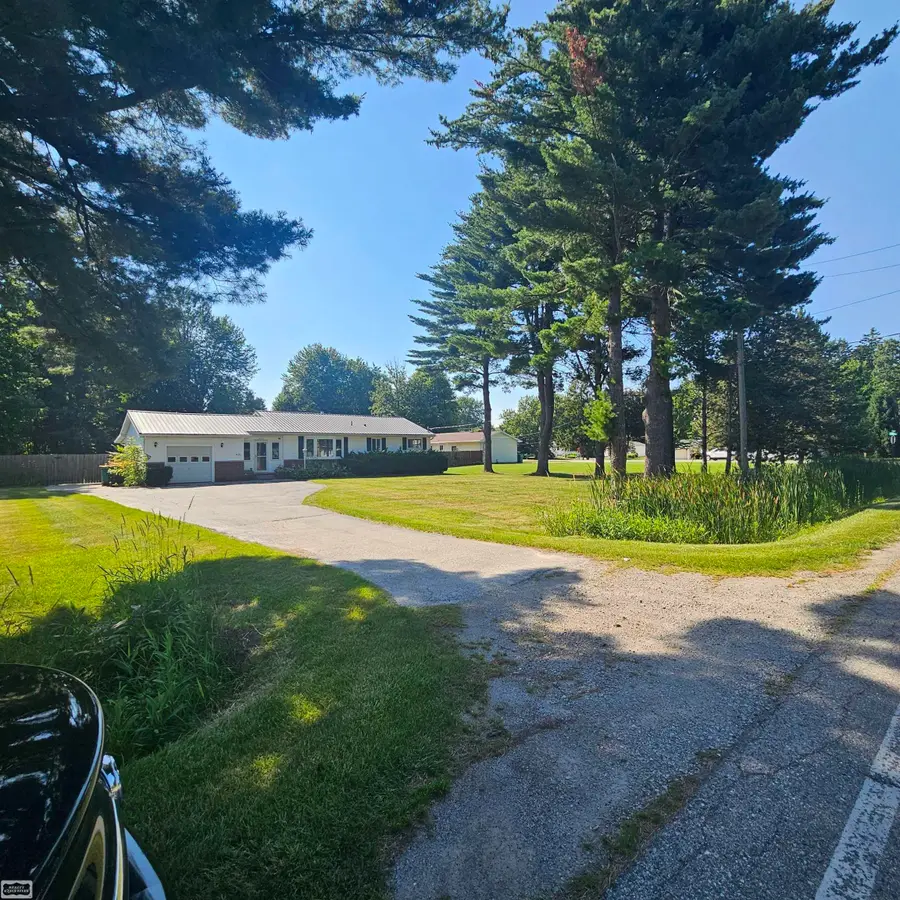 3177 Beach, Port Huron, MI 48060 - #2