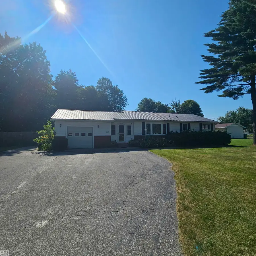3177 Beach, Port Huron, MI 48060 - #3