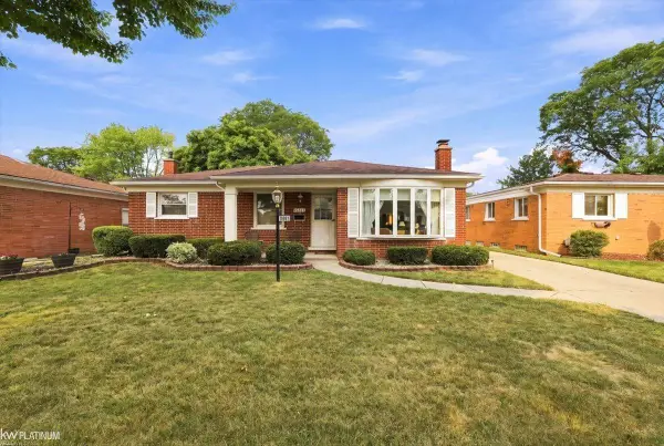 27421 Palomino, Warren, MI 48093