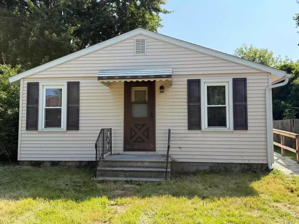 1052 S Pine, Bay City, MI 48706