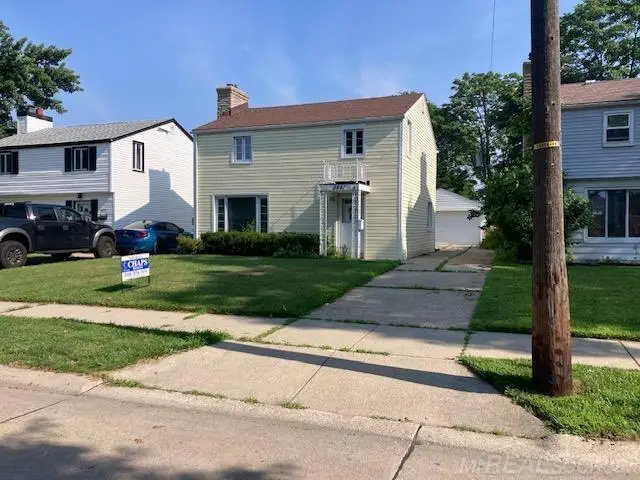 8641 Harding, Center Line, MI 48015 - #1