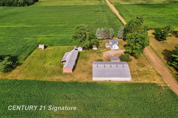 22335 Ederer, Merrill, MI 48637