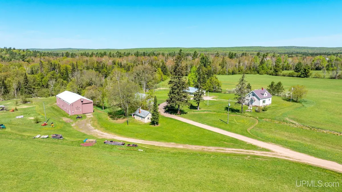 36841 River, Chassell, MI 49916 - #1
