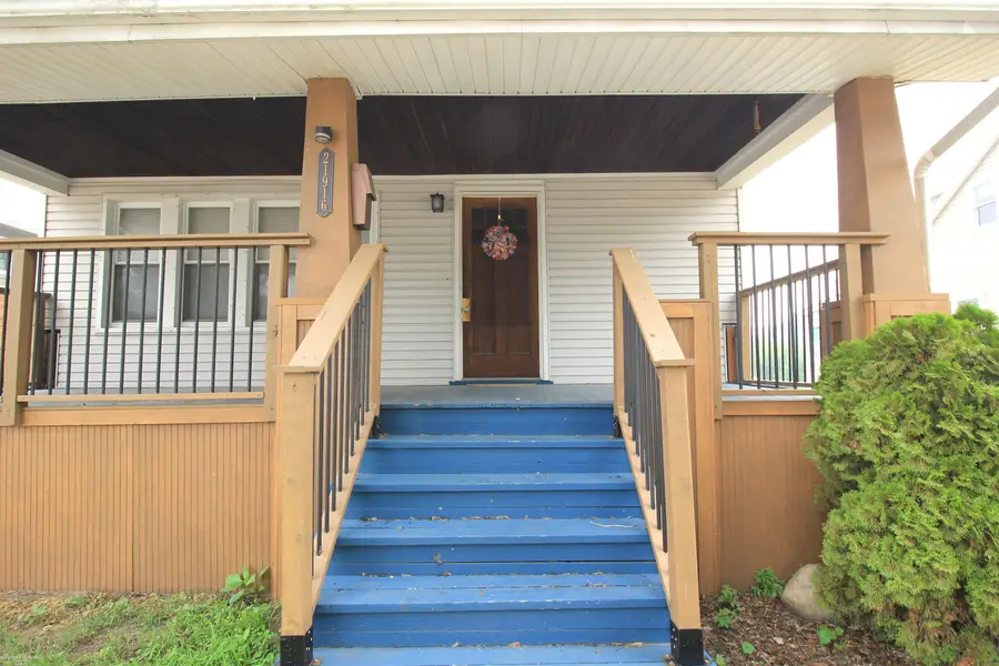 21916 Lakeview, Saint Clair Shores, MI 48080 - #3