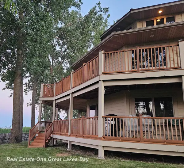 2180 Driftwood, Standish, MI 48658