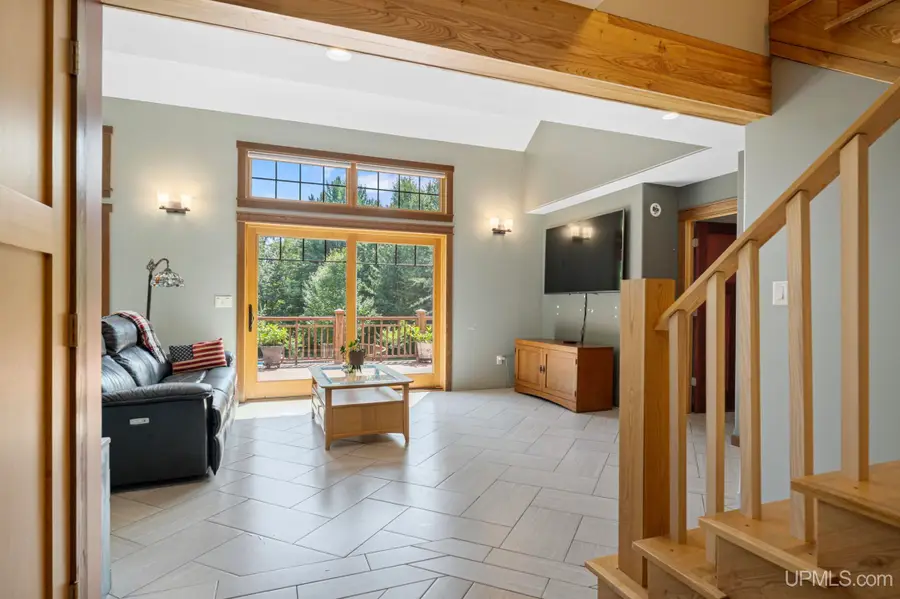 122 Norway, Marquette, MI 49855 - #3
