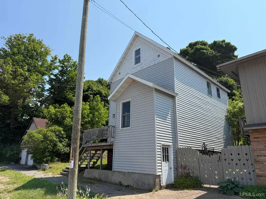 307 Houghton, Houghton, MI 49931 - #2