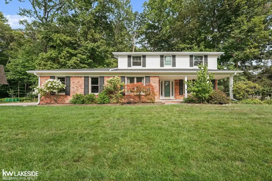 47934 Liberty, Utica, MI 48315 - #2