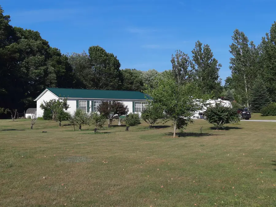 4724 Stone, Millington, MI 48746 - #2