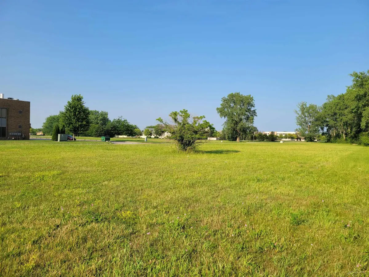 S Mcleod, Saginaw, MI 48604 - #1